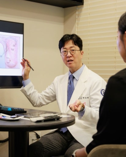 가슴확대수술, 나한테 맞는 보형물 선택하는 법 - 신사동성형외과 사진 9