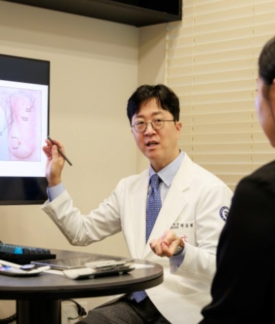가슴수술가격, 후기/비용만 보면 부작용으로 고생할 수 있습니다 사진 4