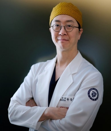 청담가슴성형외과? 재수술 피하기 위한 병원 선택 기준 2가지