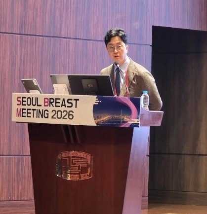 강남성형외과 가슴수술, 보형물 밑빠짐 옆빠짐을 막는 진짜 기준은? 사진 8