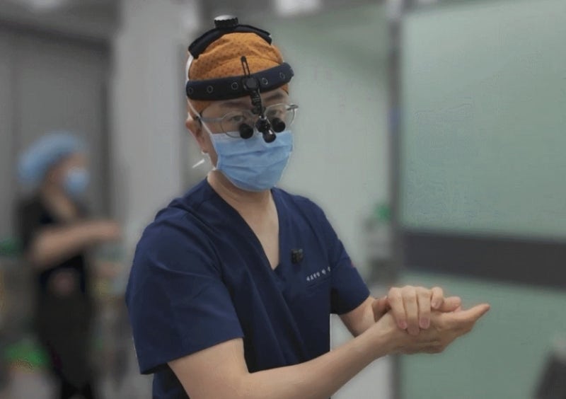 강남가슴성형 가격에 매몰돼서 재수술하는 분들의 특징 사진 3