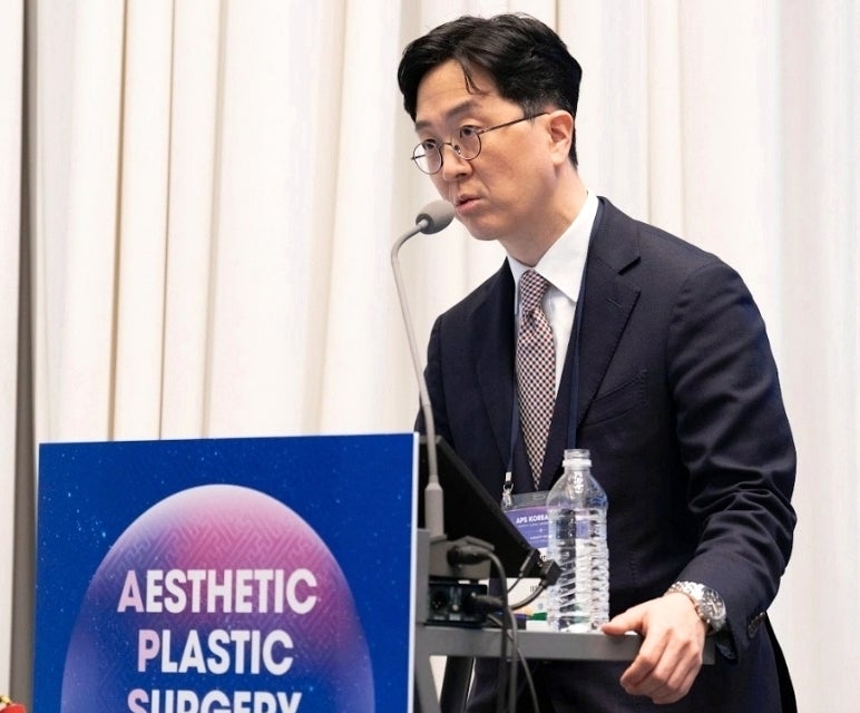압구정성형외과, 가슴성형 보형물 교체 시기? 이 글로 끝냅니다 사진 5