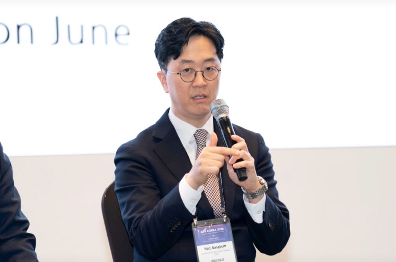 지방이식 가슴성형 vs 보형물, 어떤 게 더 좋을까요?